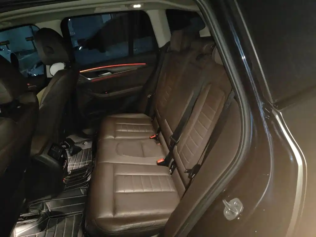 BMW X3 — миниатюра 15