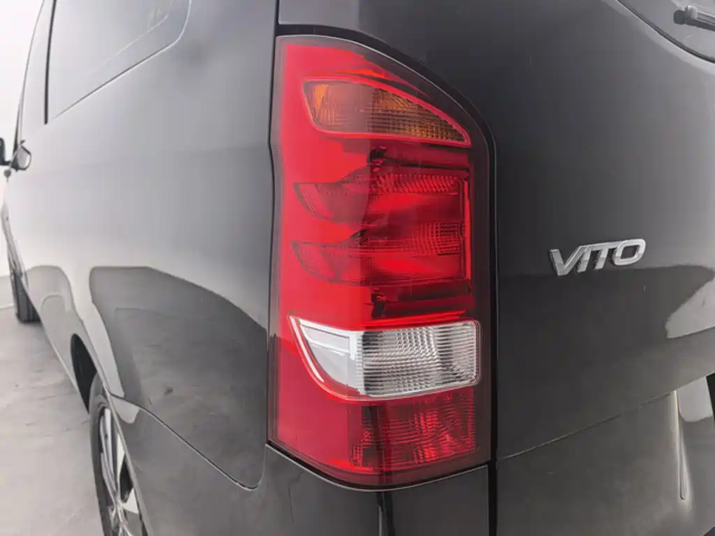 Mercedes-Benz Vito — миниатюра 14