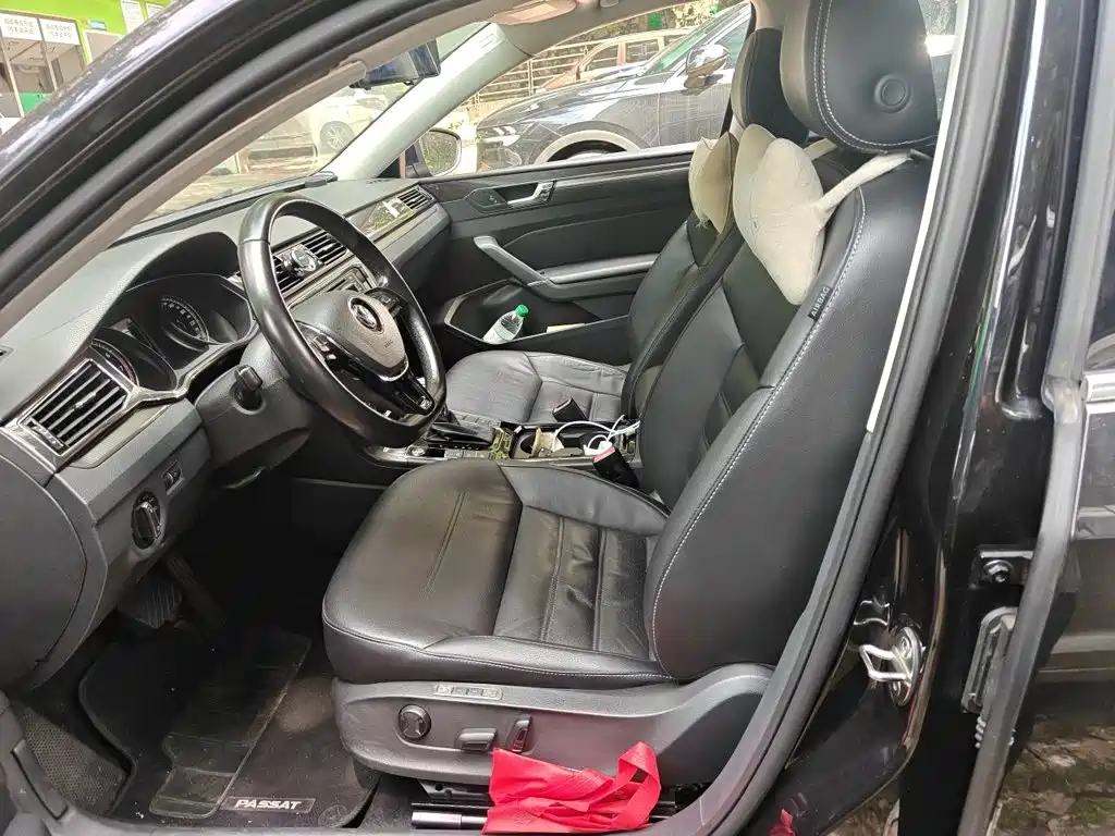 Volkswagen Passat — миниатюра 11