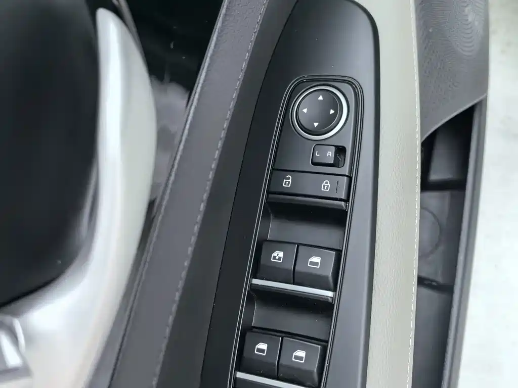 Kia K3 — миниатюра 9
