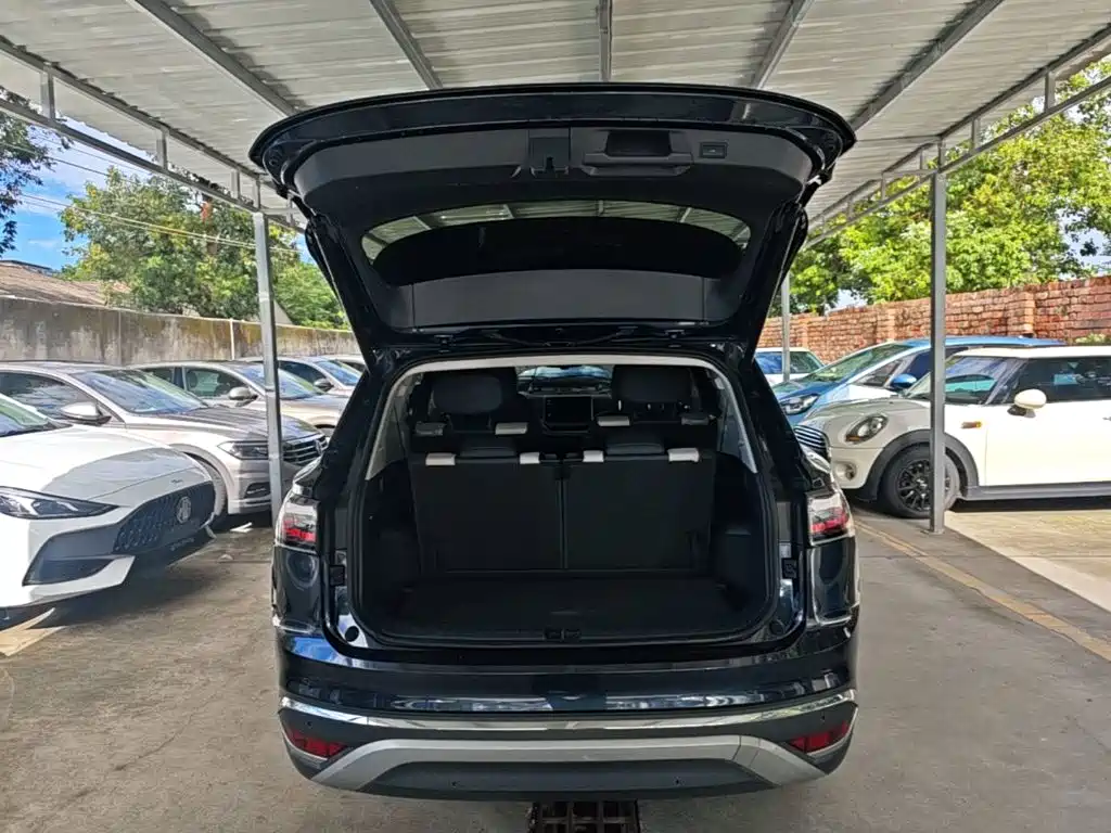Volkswagen ID.6 Crozz — миниатюра 19