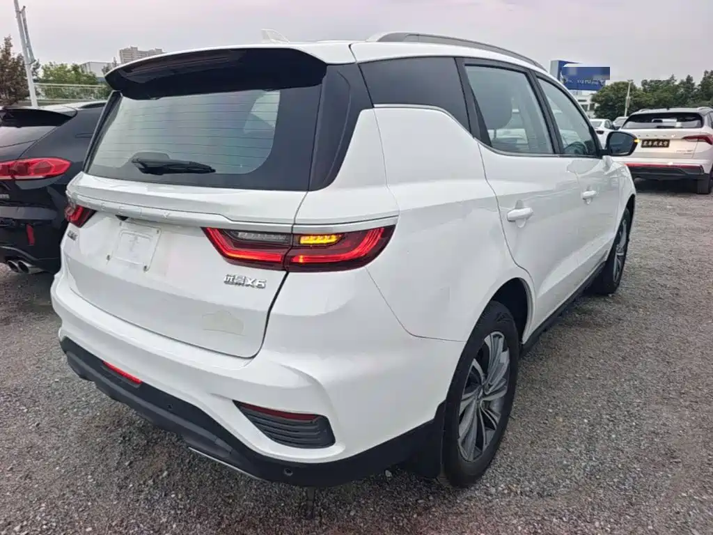 Geely Vision X6 — миниатюра 7