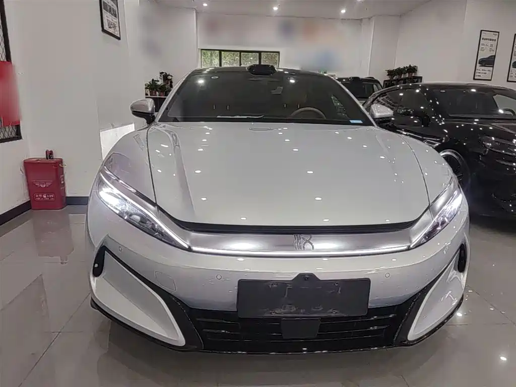 BYD Han L 2025 EV Flagship
