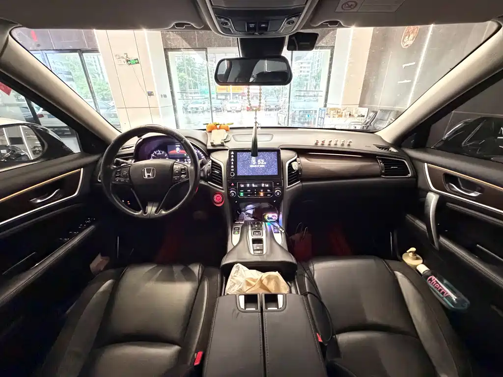 Honda Avancier — миниатюра 9