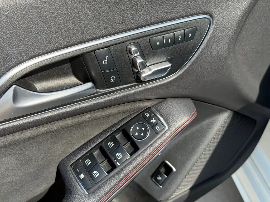 Mercedes-Benz CLA 2017 CLA 220 4MATIC