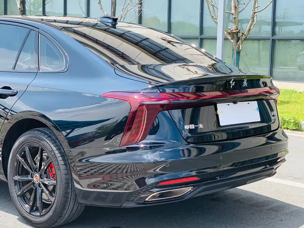 Hongqi Hongqi H5 — миниатюра 9