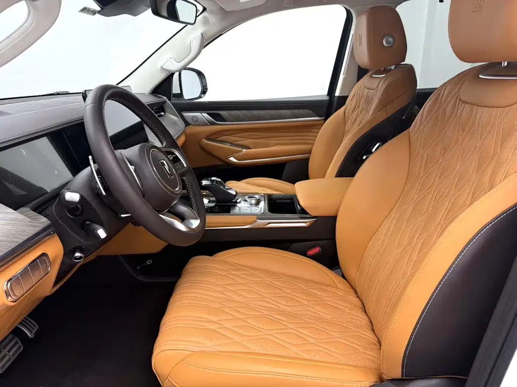 Tank 500 2022 3.0T Sport 5 мест