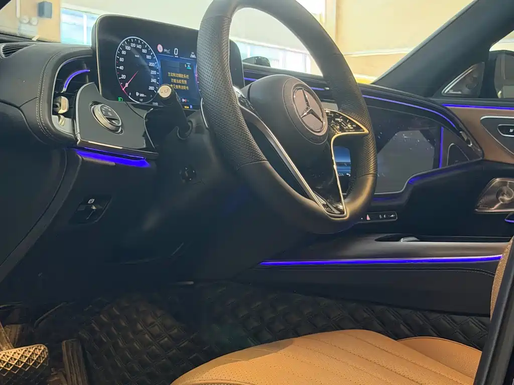 Mercedes-Benz E-Class E 2024 E 300 L Luxury
