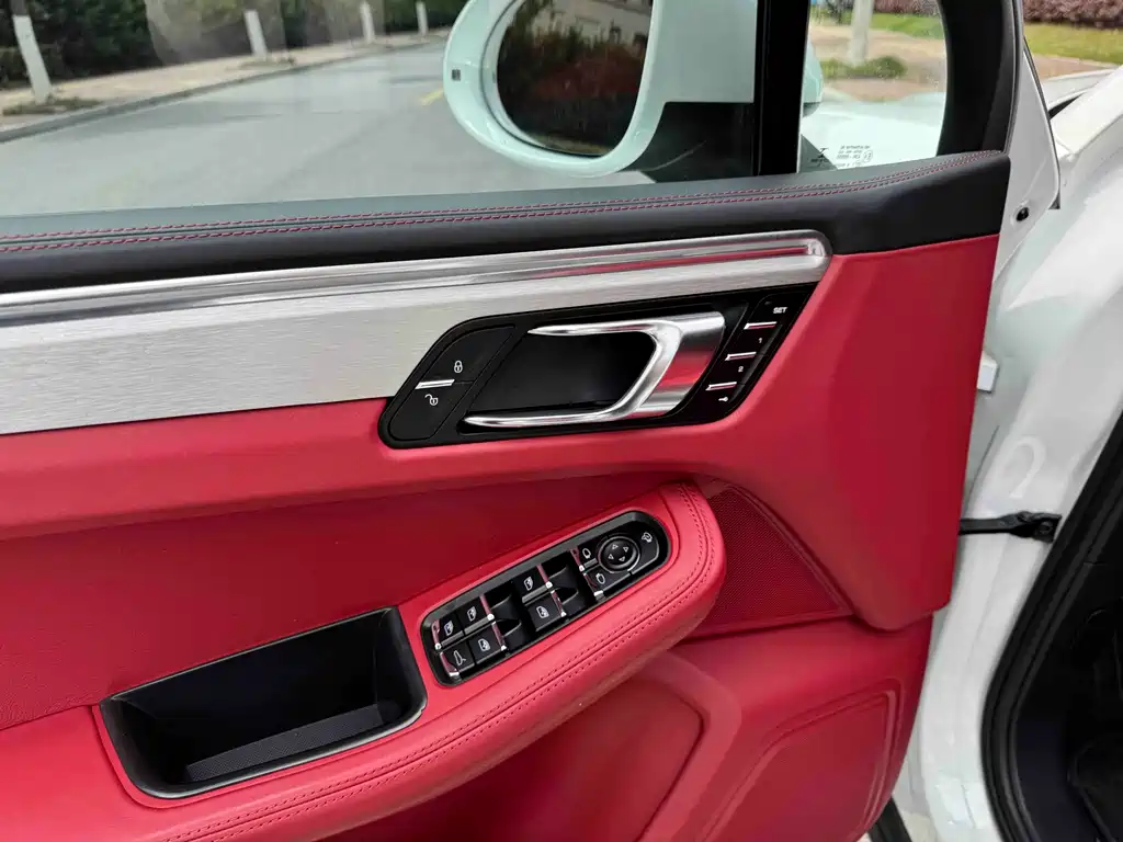 Porsche Macan 2014 Macan S 3.0T
