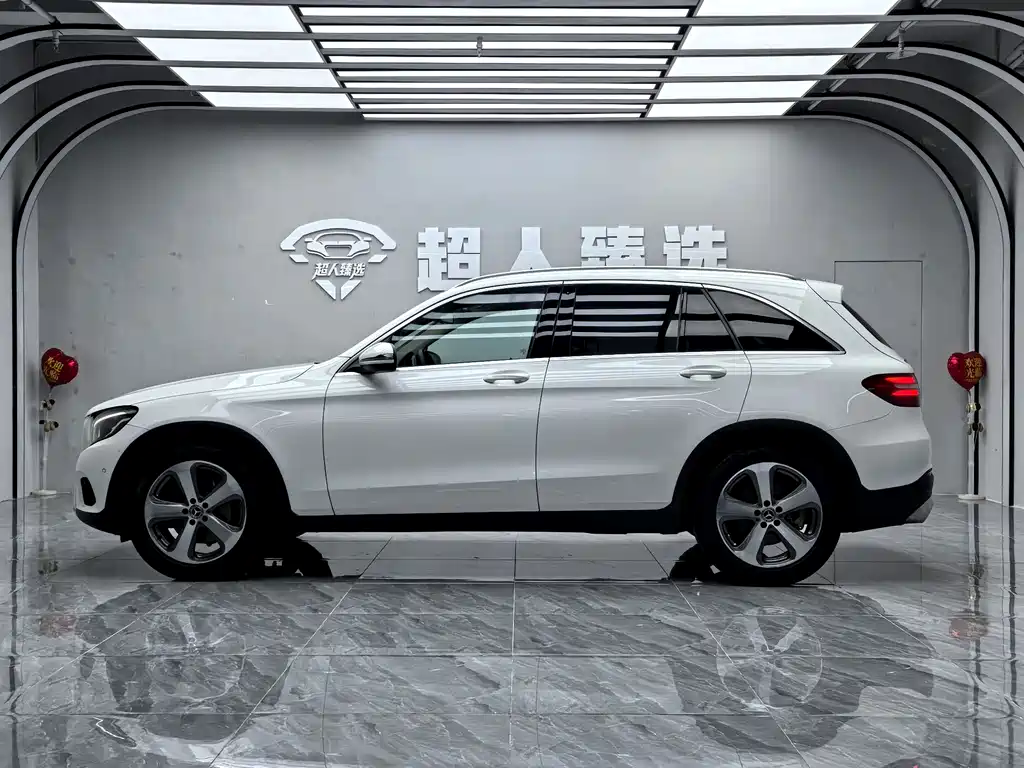 Mercedes-Benz GLC 2018 GLC 300 4MATIC