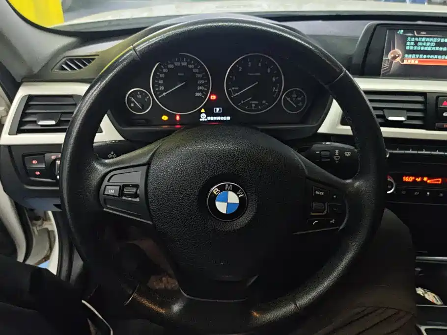 BMW 3 Series — миниатюра 15