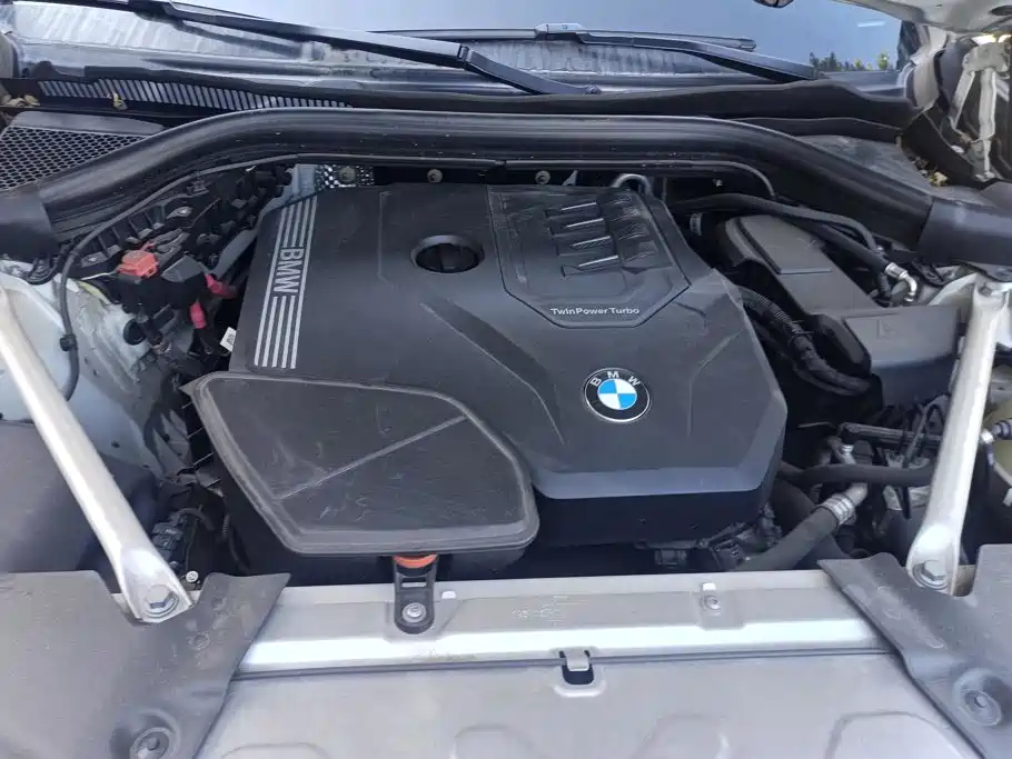 BMW X4 — миниатюра 10