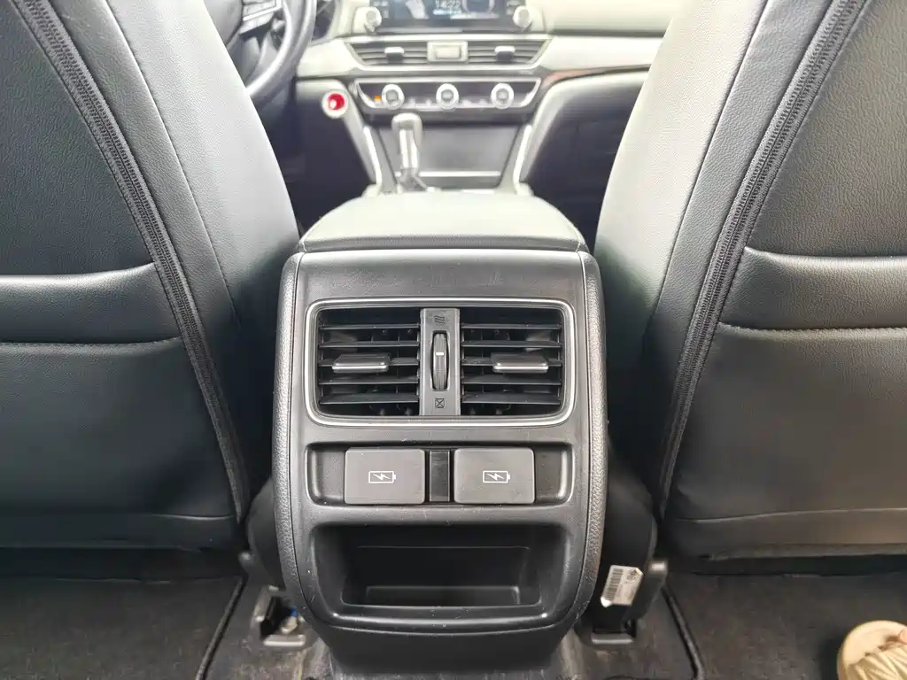 Honda Inspire — миниатюра 9