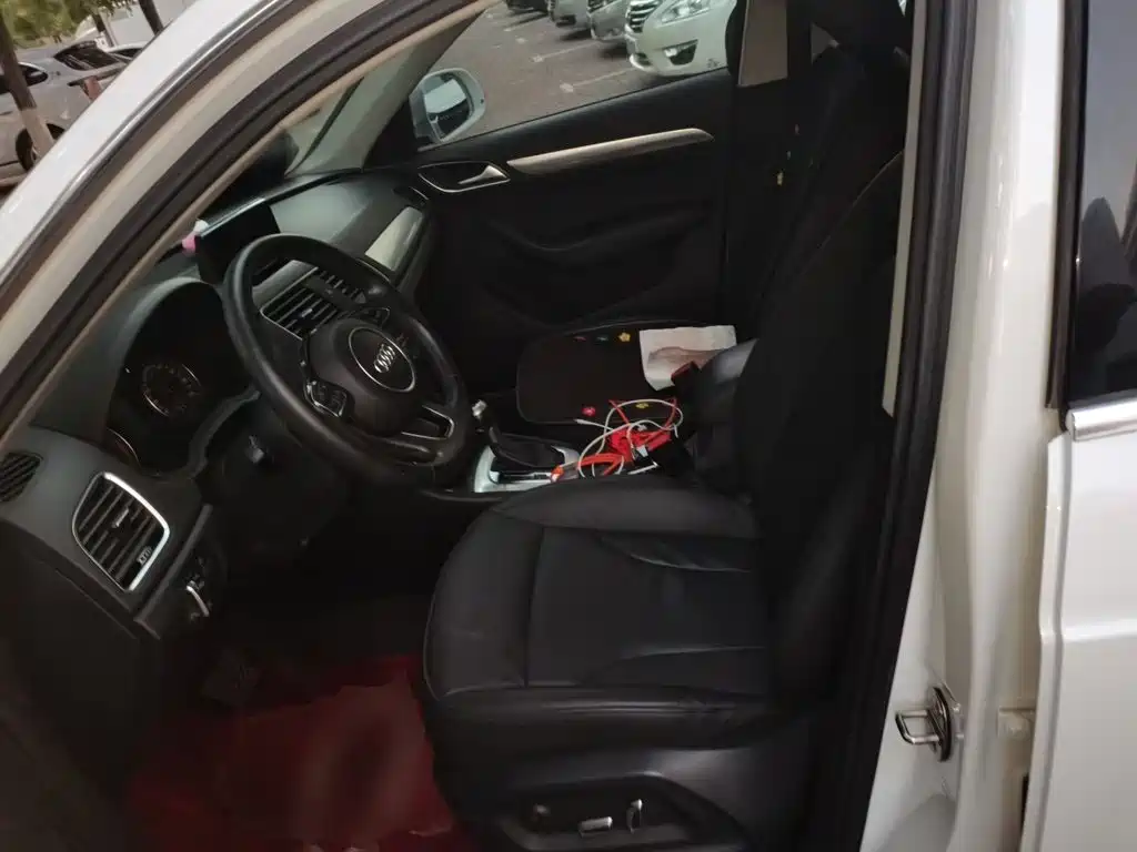 Audi Q3 — миниатюра 11