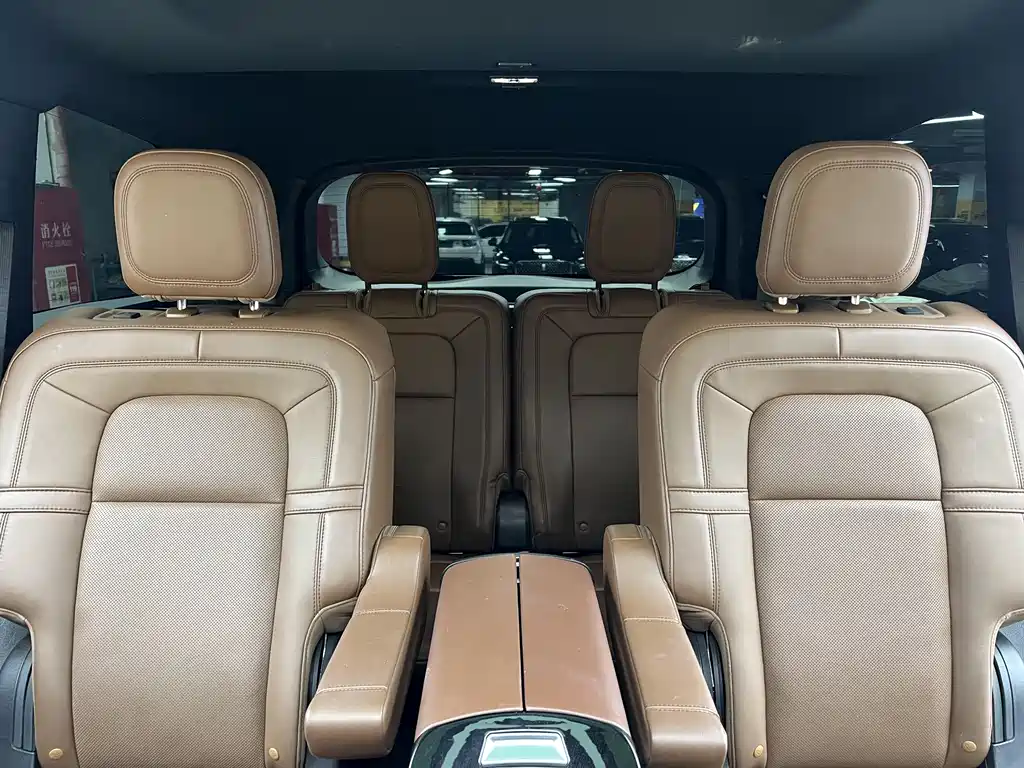 Lincoln Aviator 2021 3.0T V6