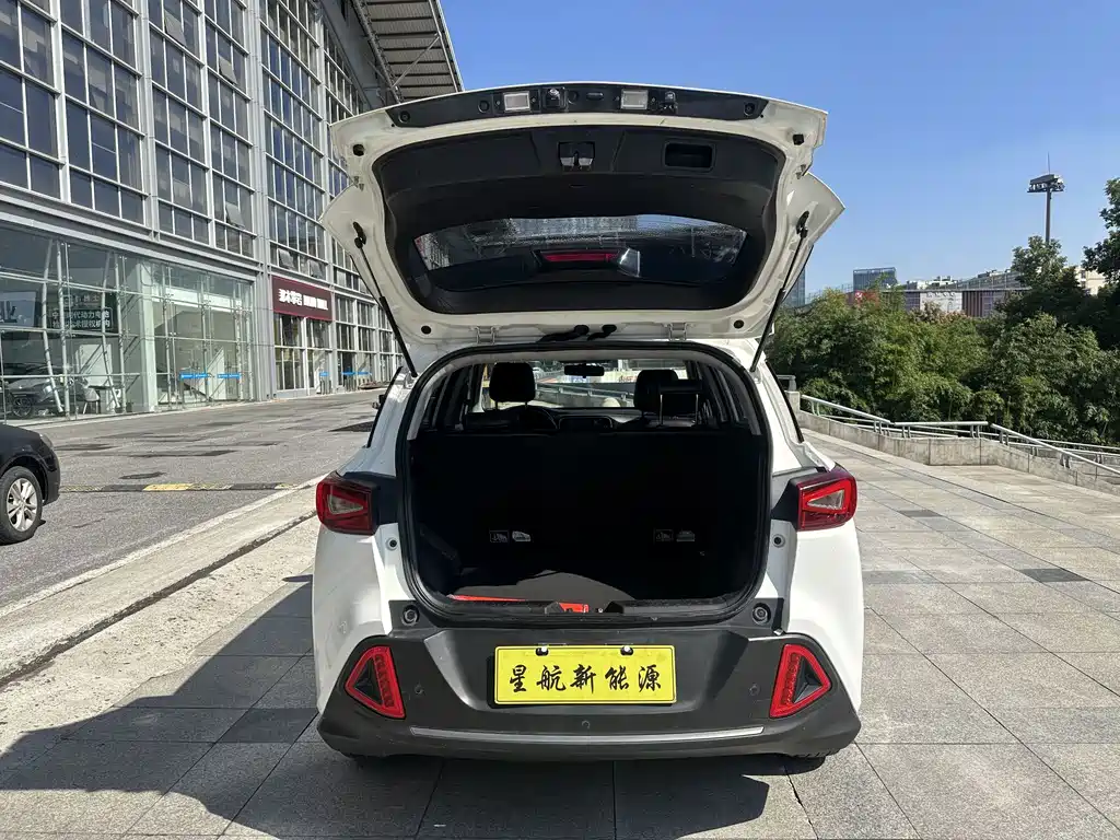 Aion Trumpchi GE3 — миниатюра 9