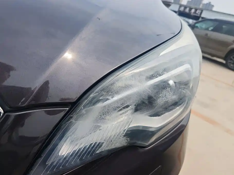 Buick Envision Plus — миниатюра 5