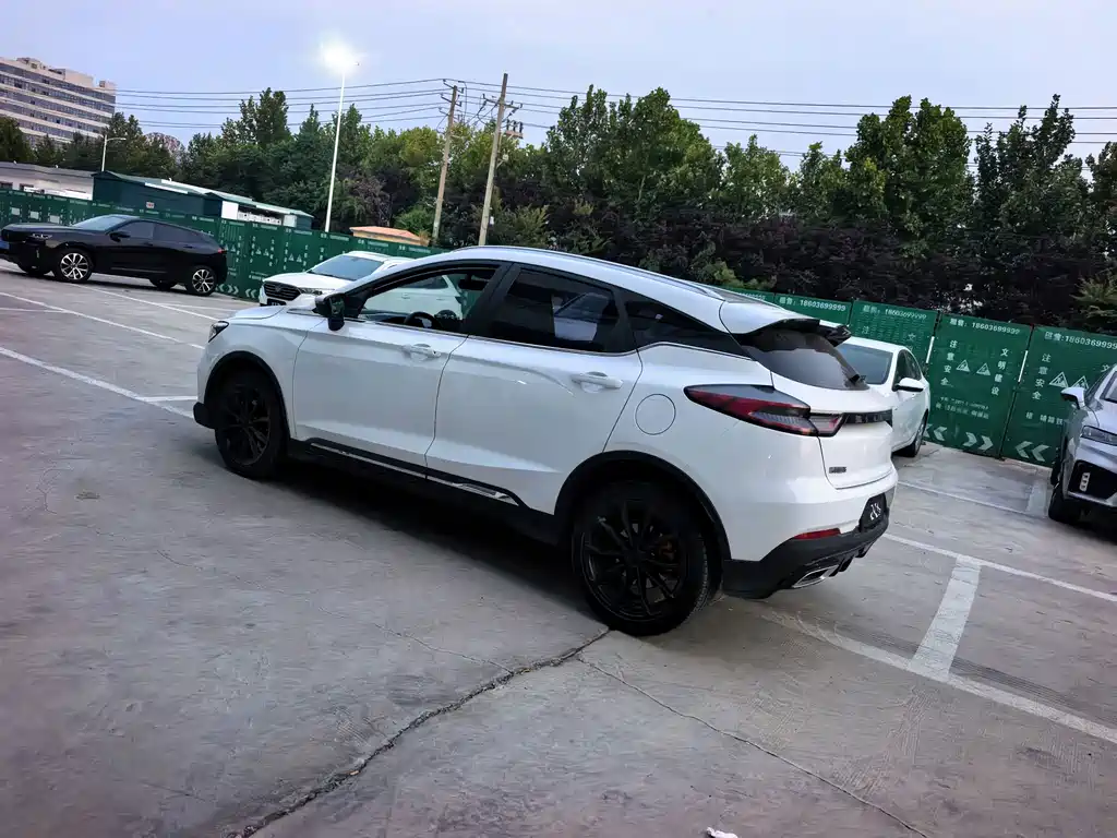 Geely Emgrand S — миниатюра 15