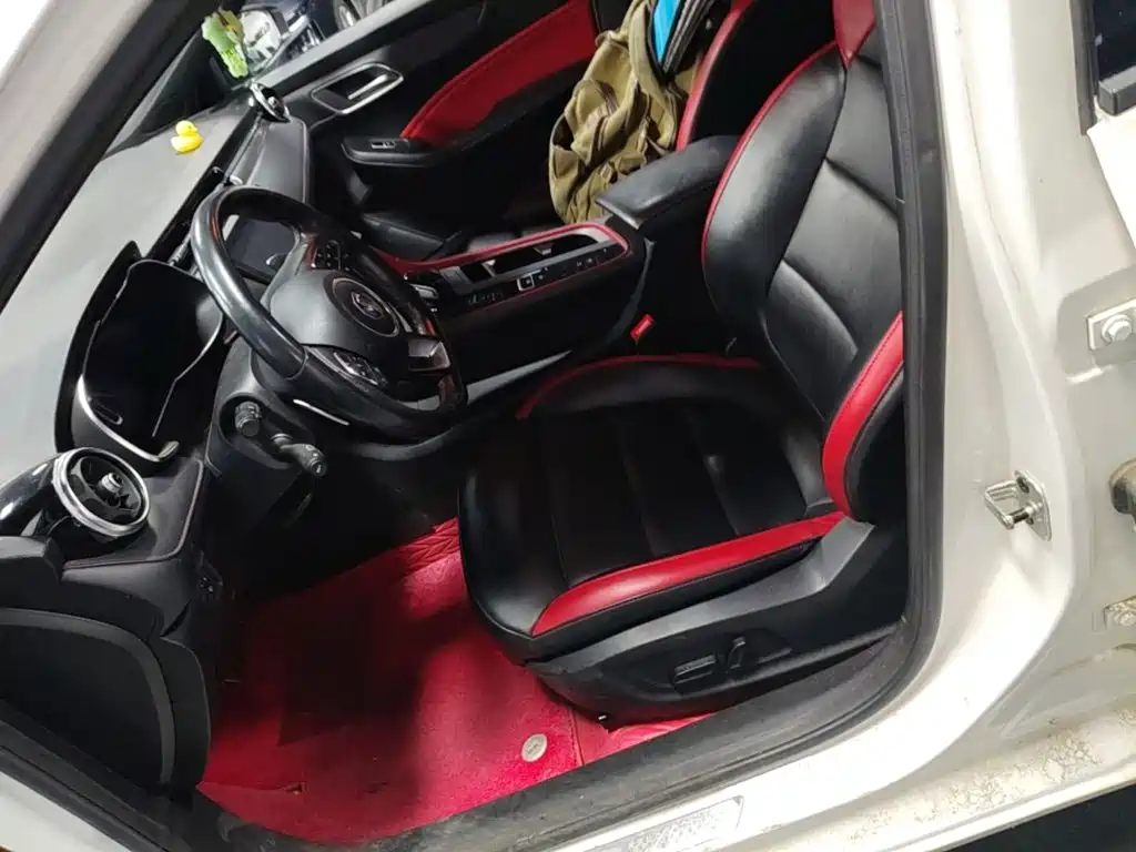 MG MG6 — миниатюра 15
