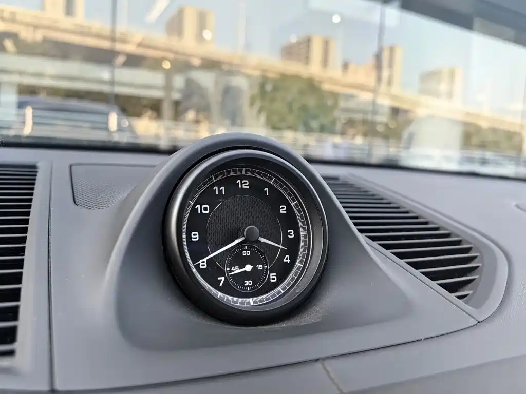 Porsche Macan — миниатюра 17