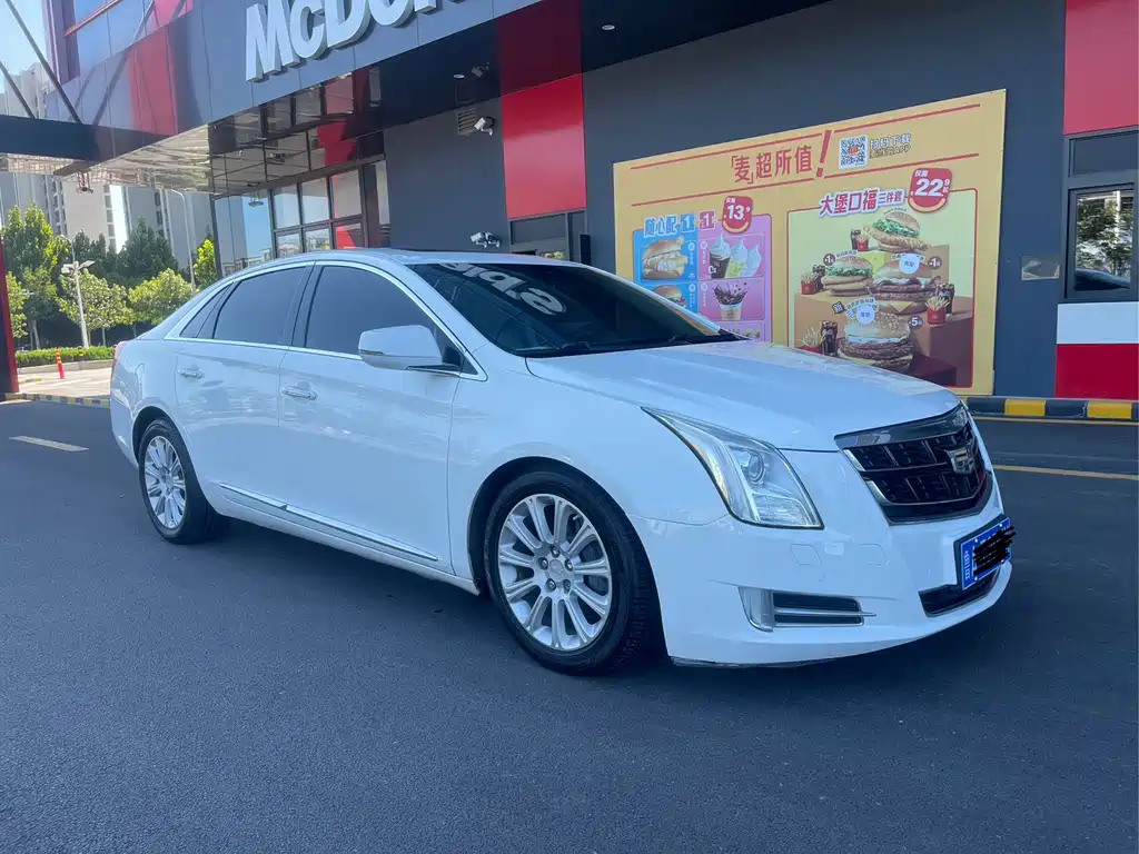 Cadillac XTS — миниатюра 3