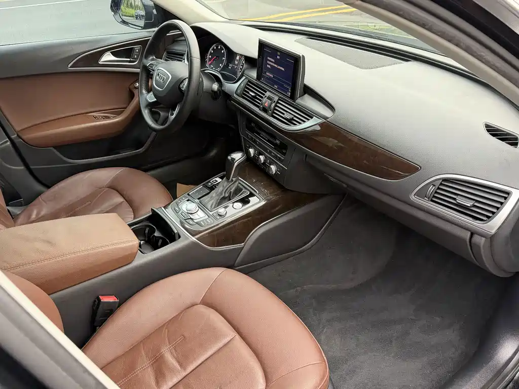 Audi A6L — миниатюра 7