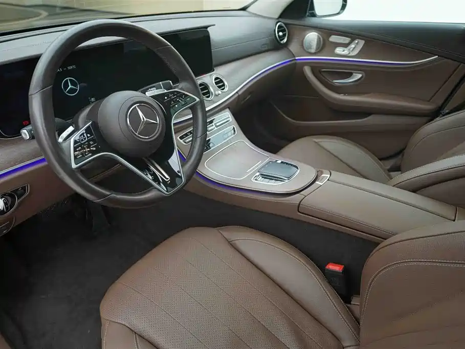 MERCEDES-BENZ E CLASS