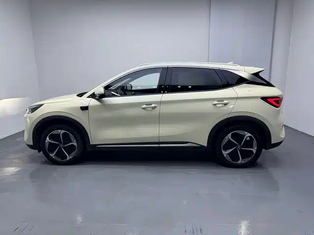 BYD Yuan Plus — миниатюра 9