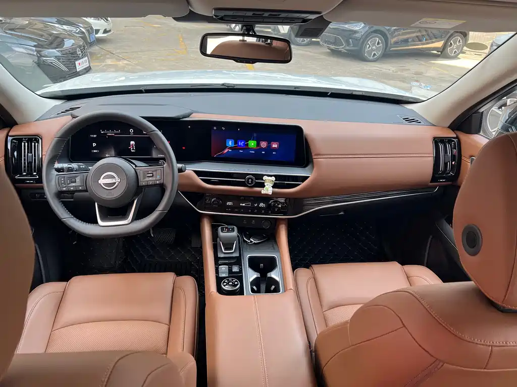 Nissan Teramont — миниатюра 9