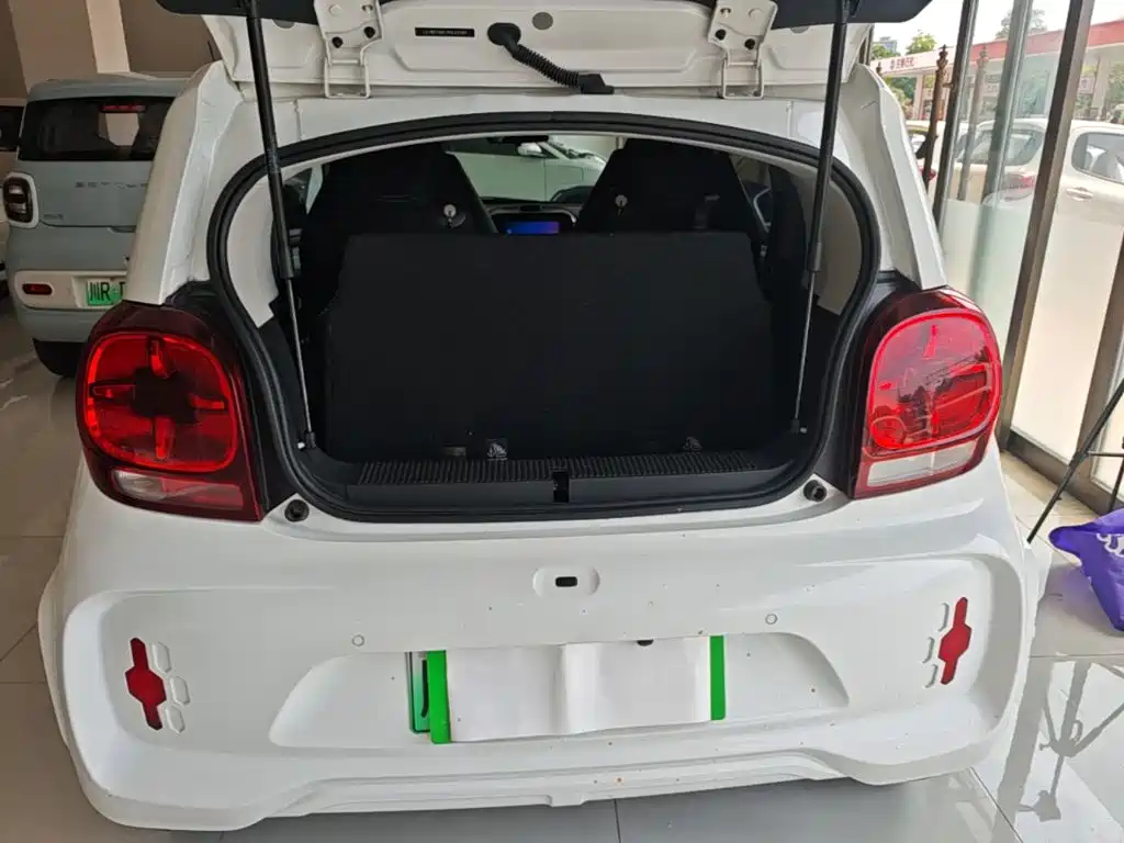Roewe Clever — миниатюра 19