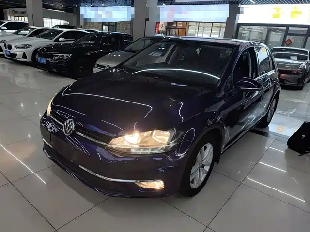 VOLKSWAGEN GOLF 2018