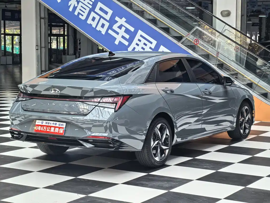 Hyundai Elantra — миниатюра 4