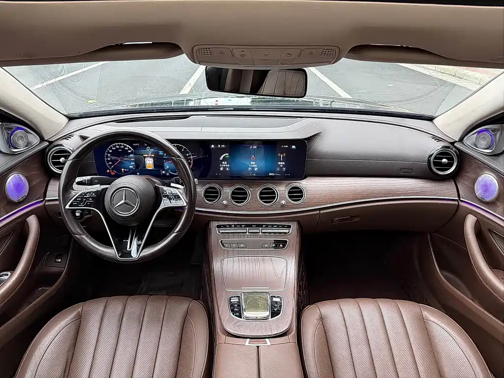 Mercedes-Benz E-Class — миниатюра 5