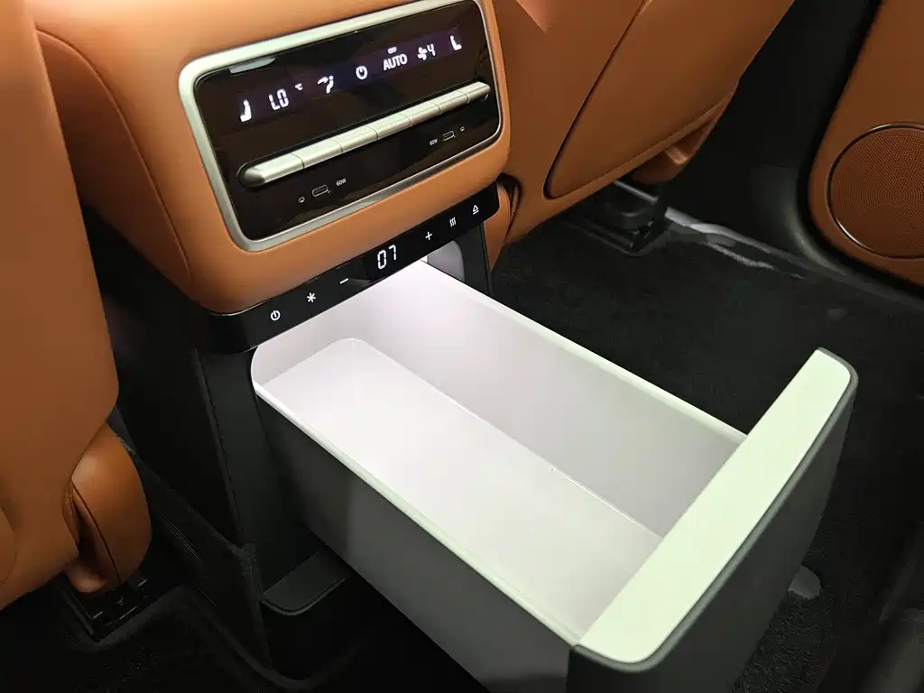 Li Auto Li L9 — миниатюра 13