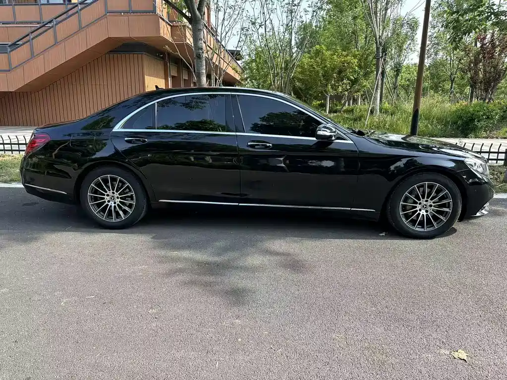 Mercedes-Benz S-Class — миниатюра 9
