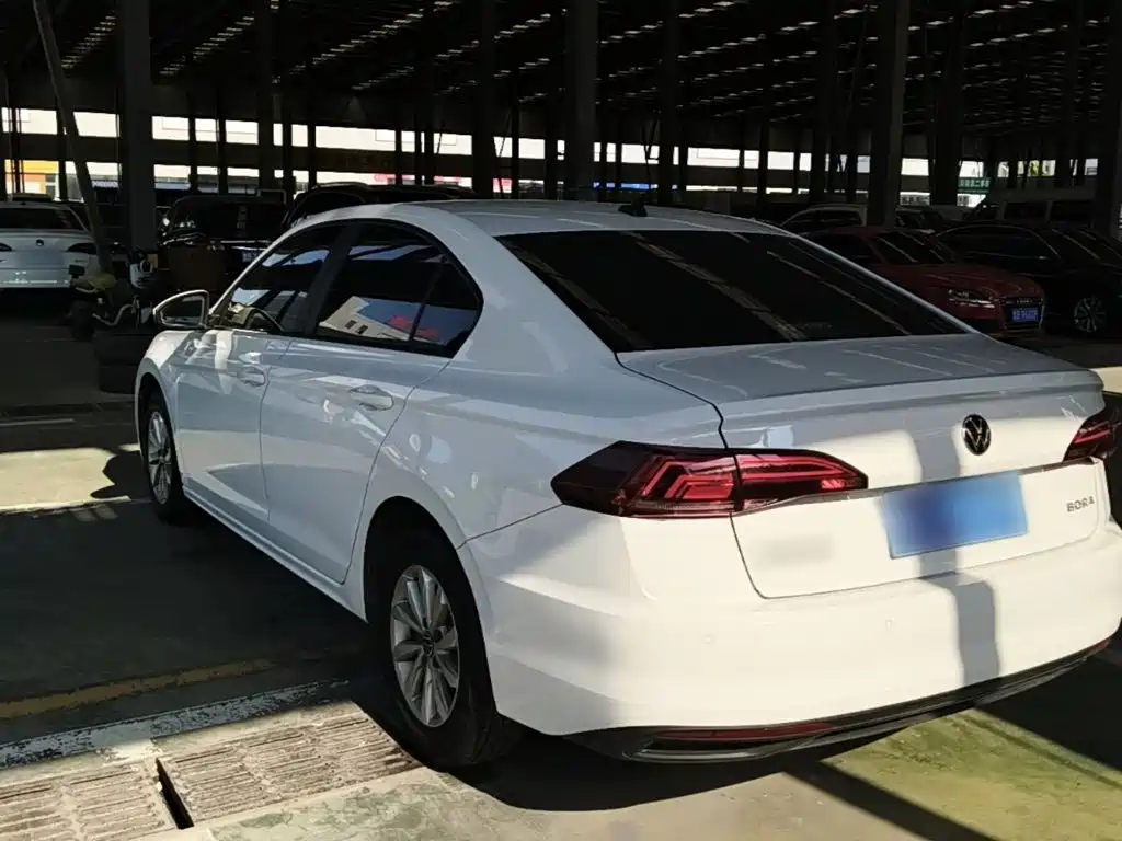 Volkswagen Bora 2021 1.5L AT Fashion Smart Connect