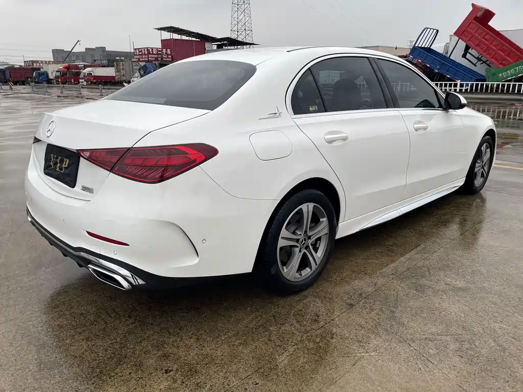 Mercedes-Benz C-Class — миниатюра 28