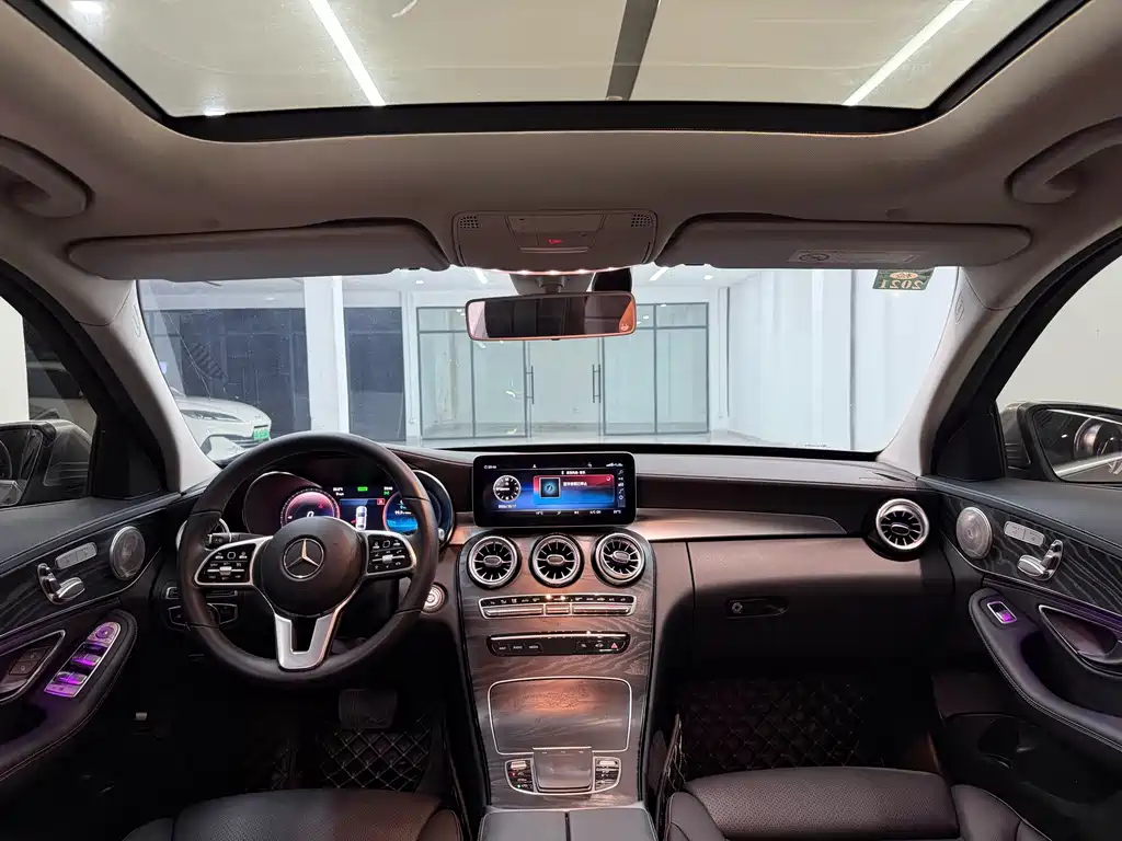 Mercedes-Benz C-Class — миниатюра 7