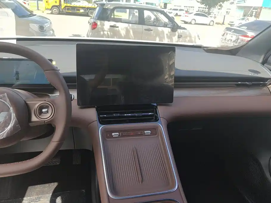 Wuling Xingguang S — миниатюра 13
