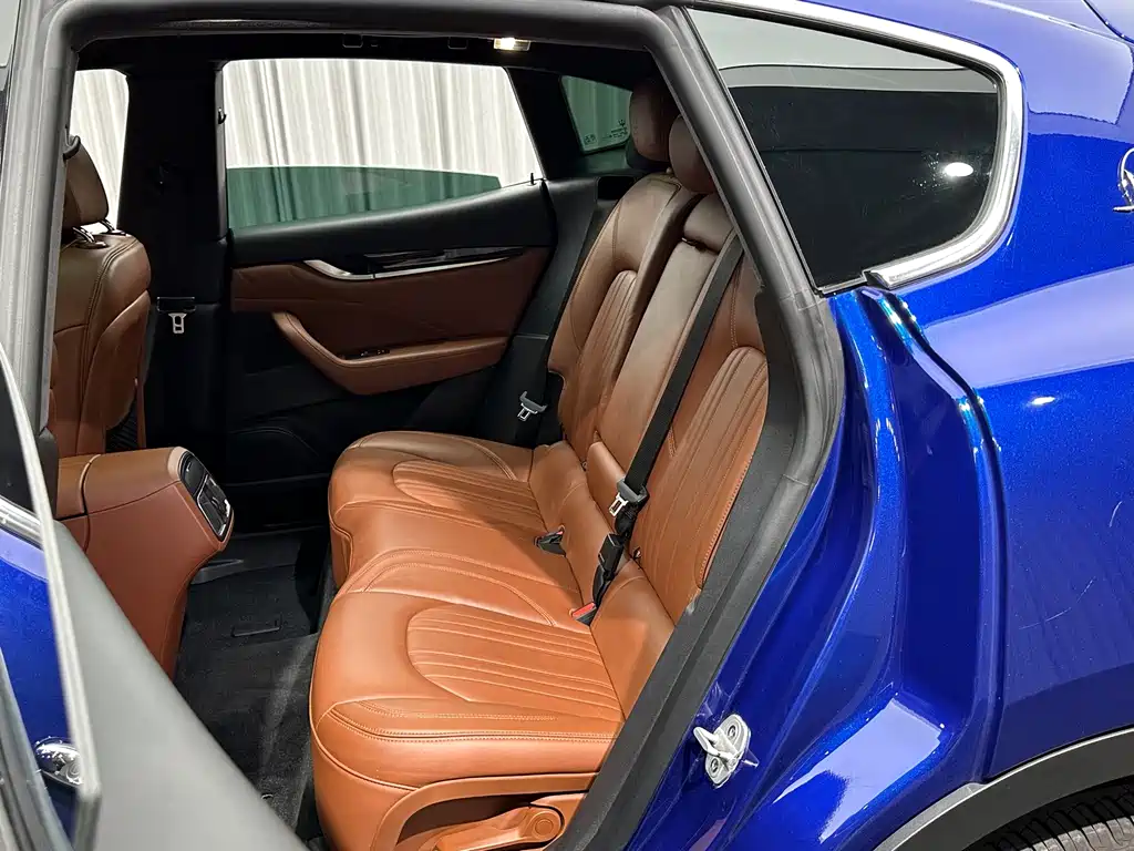 Maserati Levante — миниатюра 18