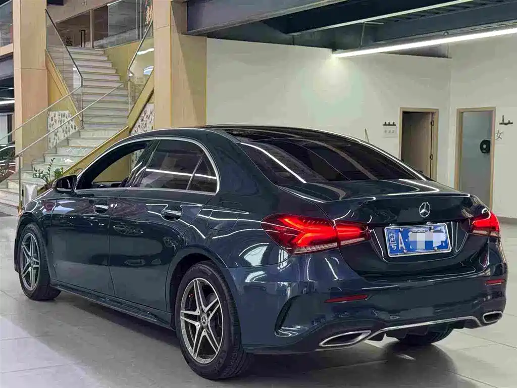 Mercedes-Benz A-Class — миниатюра 9