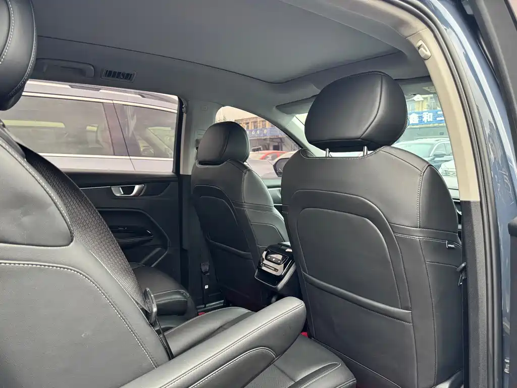 Wuling Victory — миниатюра 12