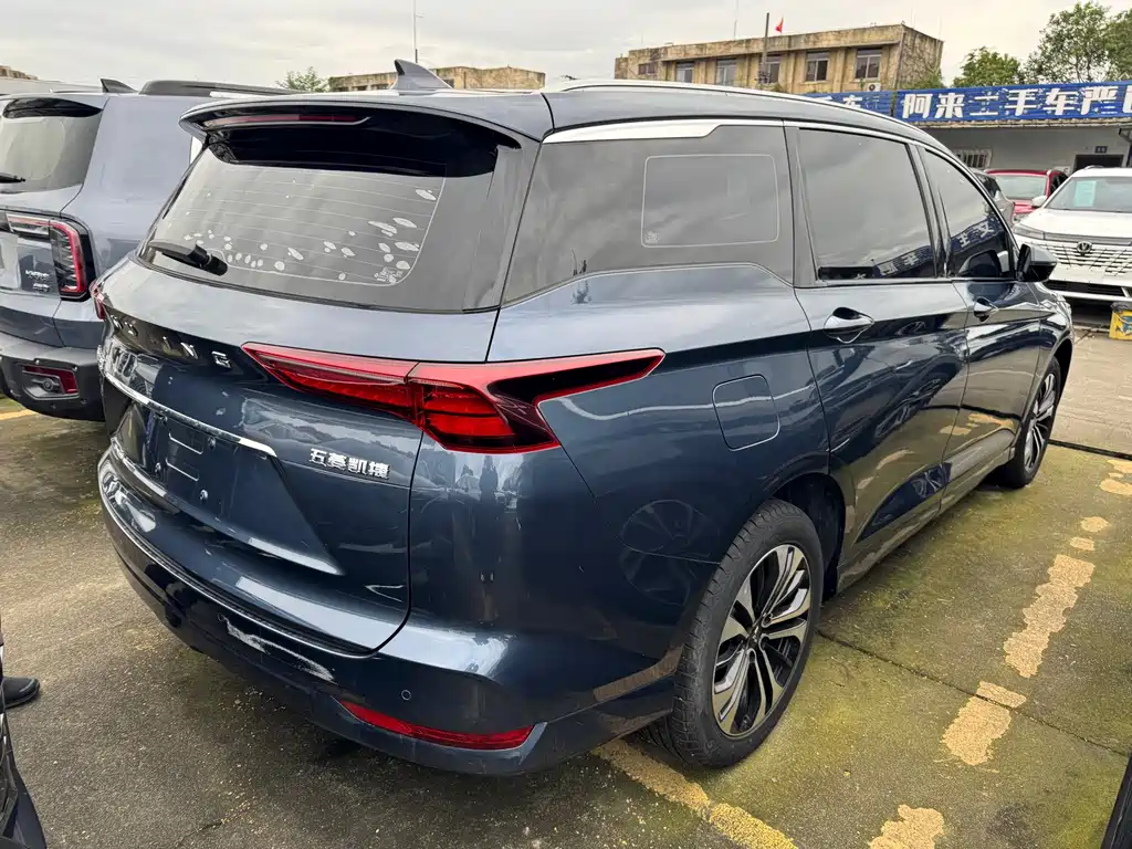 Wuling Victory — миниатюра 16