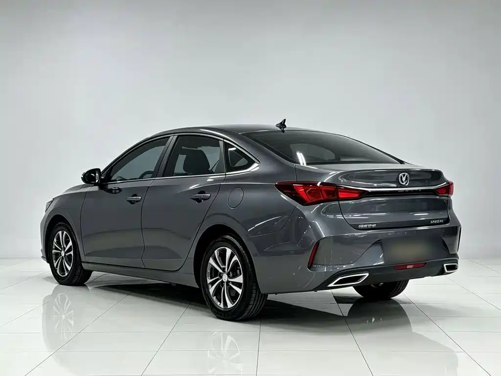 Changan Eado — миниатюра 5