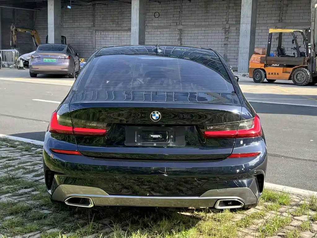 BMW 3 Series — миниатюра 3