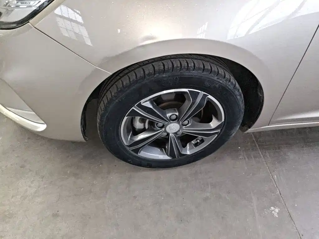 Geely Emgrand GL — миниатюра 23