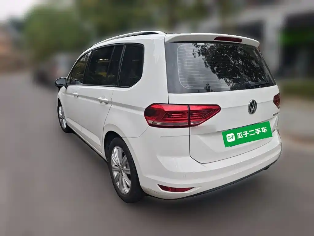 Volkswagen Touran — миниатюра 4