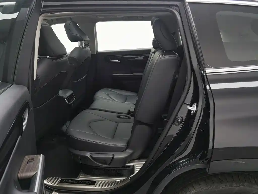 Toyota Highlander — миниатюра 15