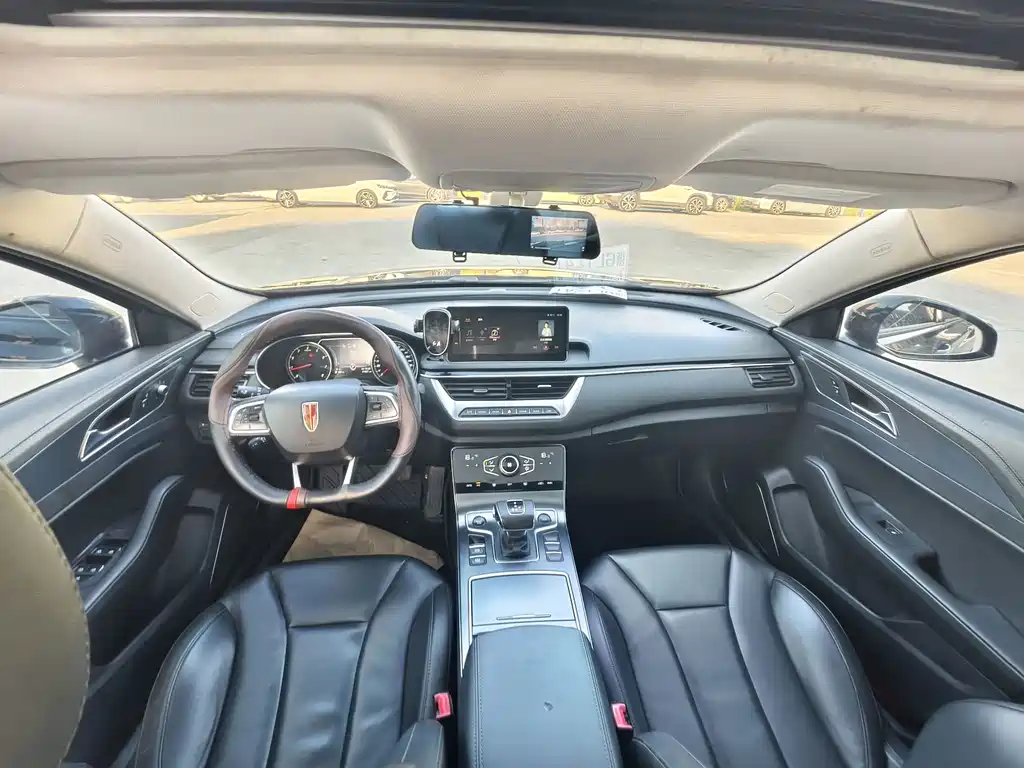 Hongqi Hongqi H5 — миниатюра 14