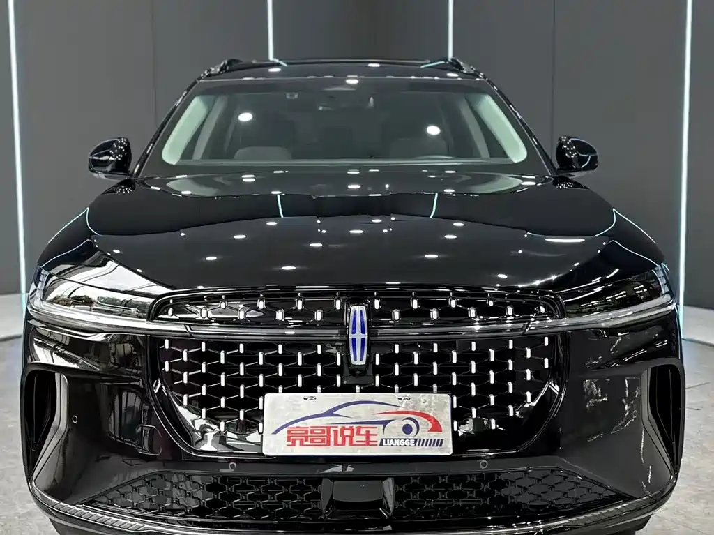 Lincoln Nautilus — миниатюра 2